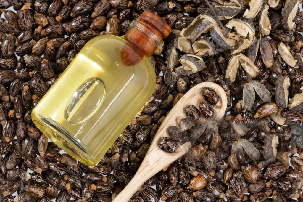 Use Castor Oil for Hair Growth and Volume